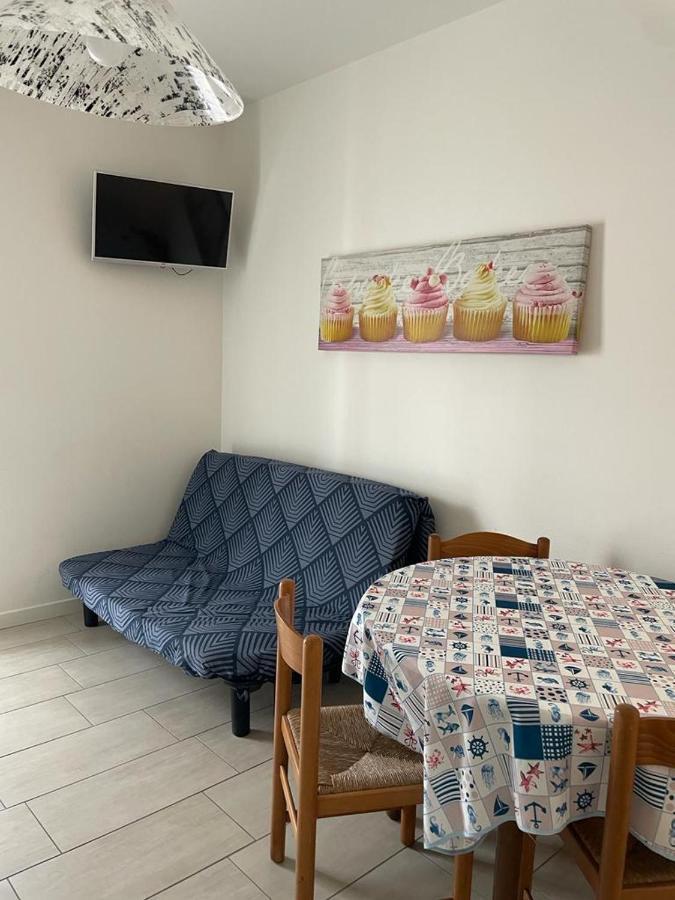 Condominio Michelangelo-Solo Per Famiglie- Walterigato Apartments ลิโดดิเยโซโล ภายนอก รูปภาพ